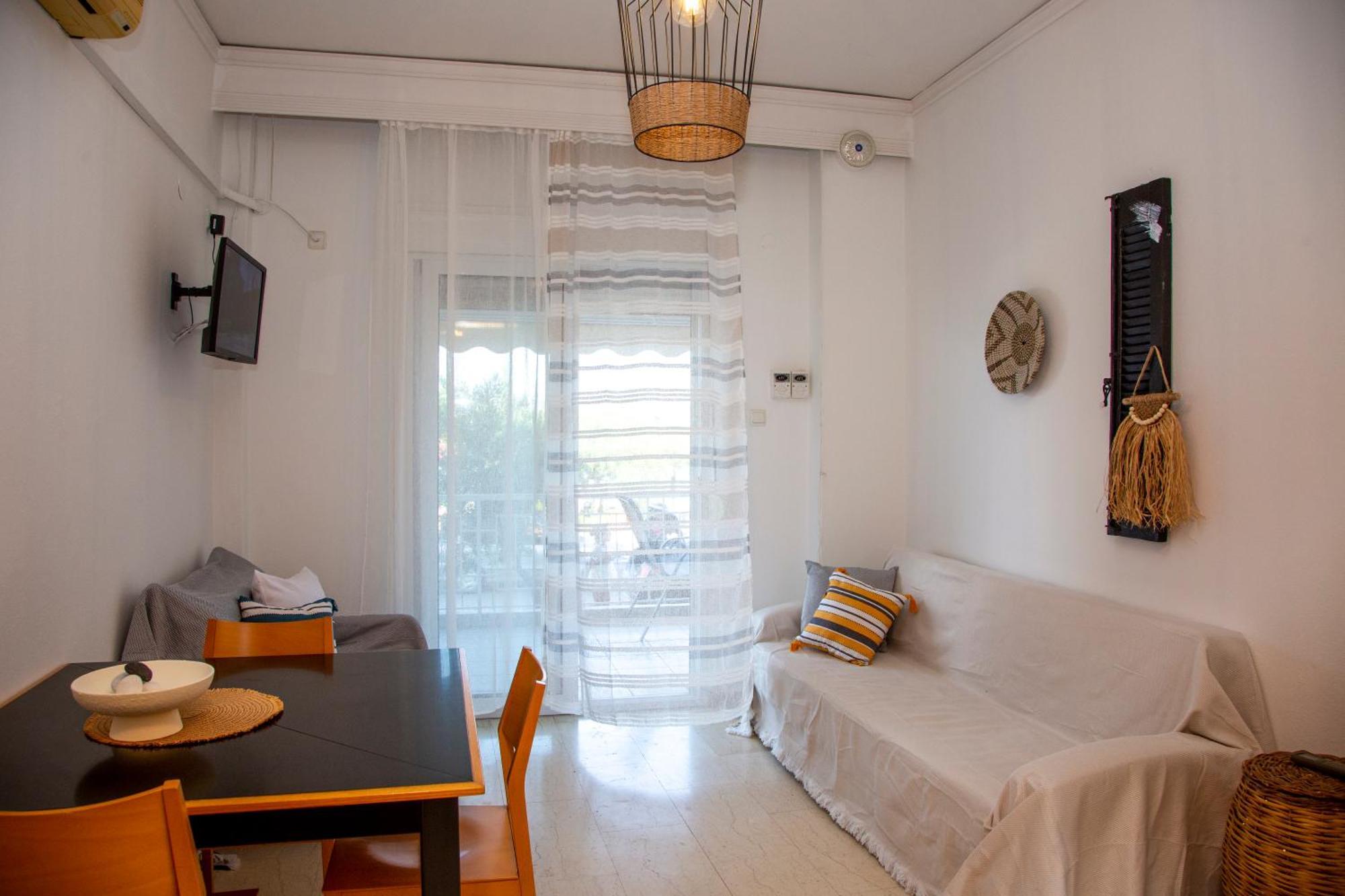 Seamoon Apartman Néa Péramos Kültér fotó