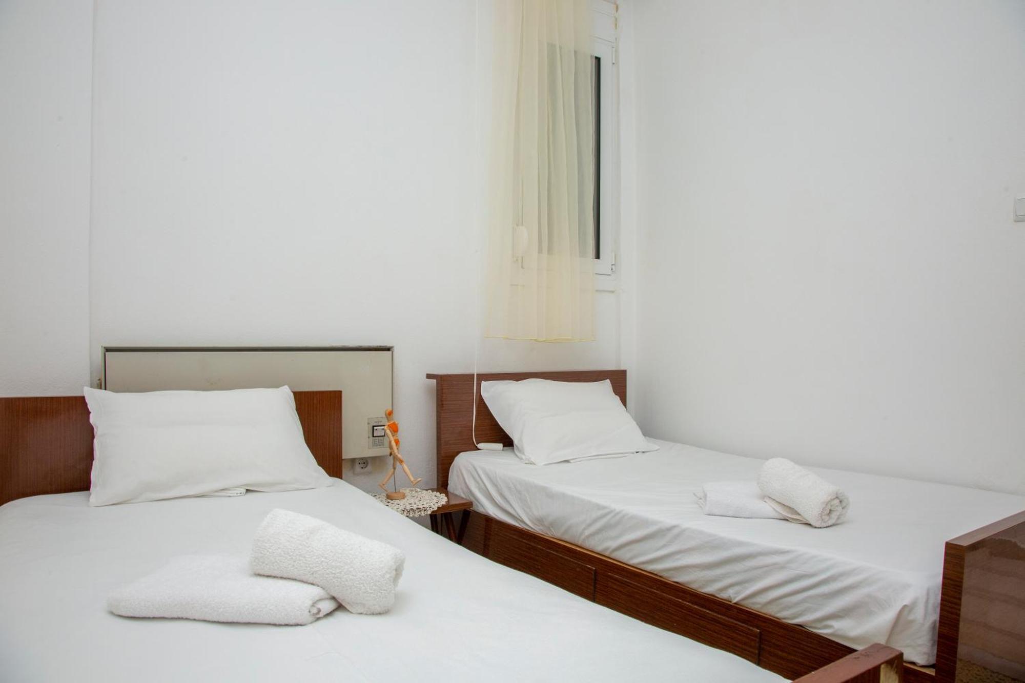 Seamoon Apartman Néa Péramos Kültér fotó