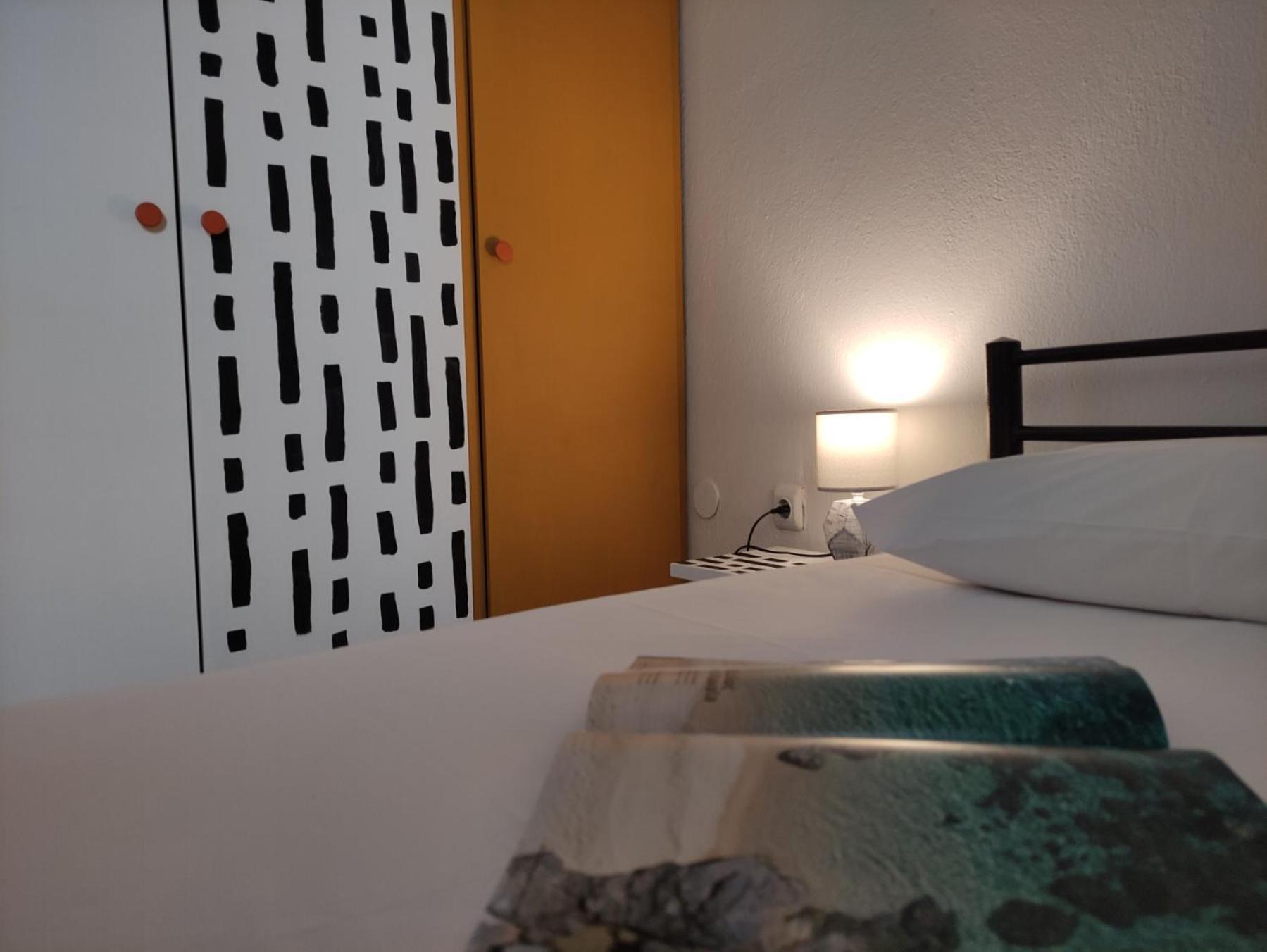 Seamoon Apartman Néa Péramos Kültér fotó